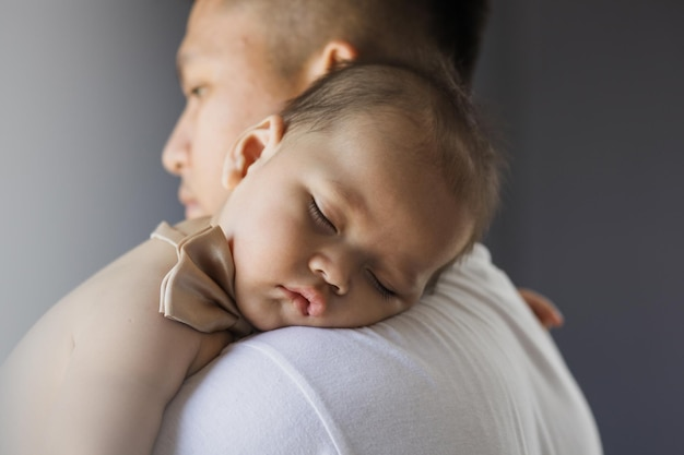 How to Create a Peaceful Bedtime Routine & What Time Should Babies Go To Bed